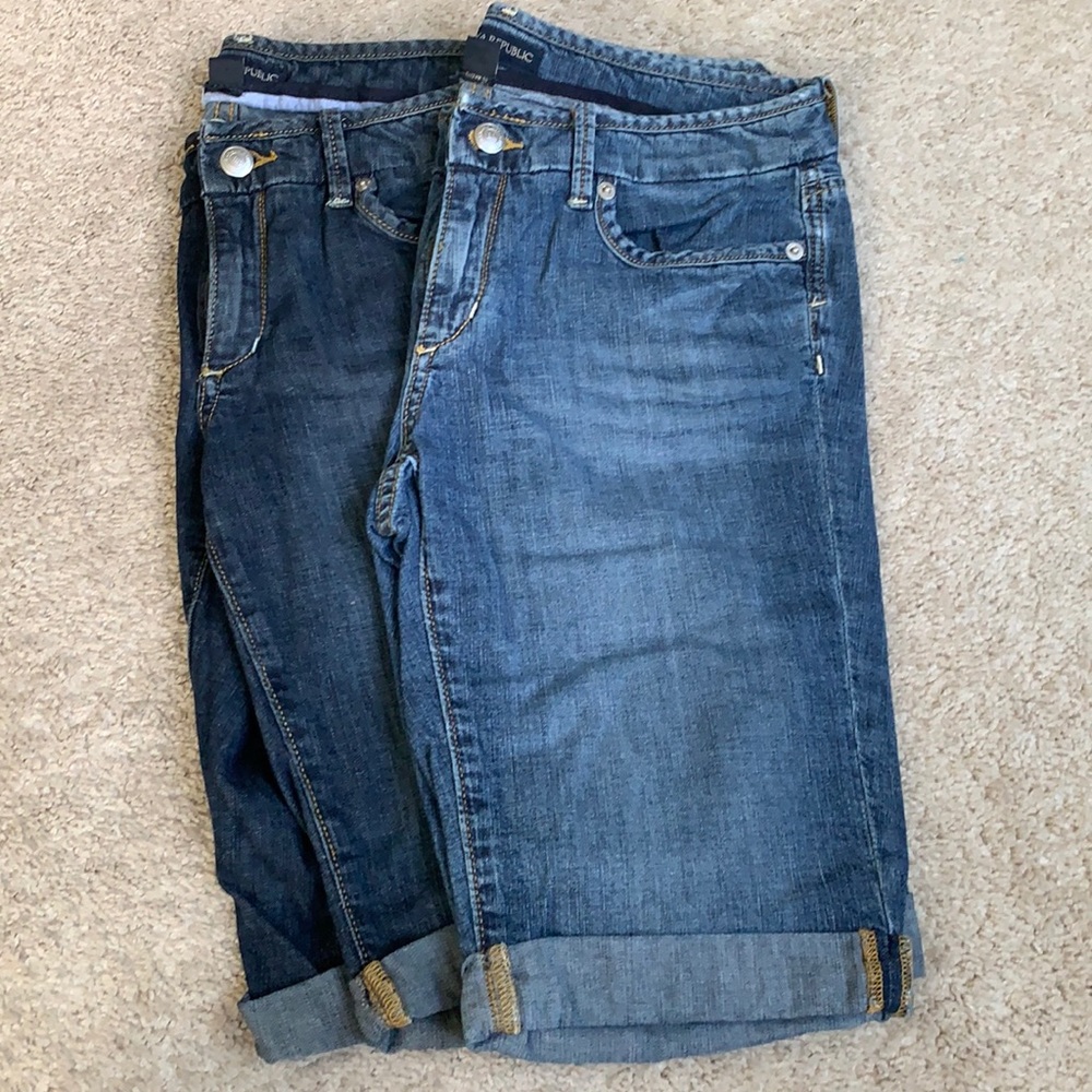 Banana Republic Bermuda Jean shorts. Size 28/6